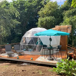  Luxury tent Manta Soul Jungle Geodome